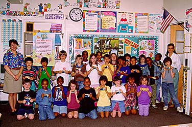 Ms.Wilson 's & Ms.Edmondson's 2nd Grade Class With Disposable Cameras-3 April'98